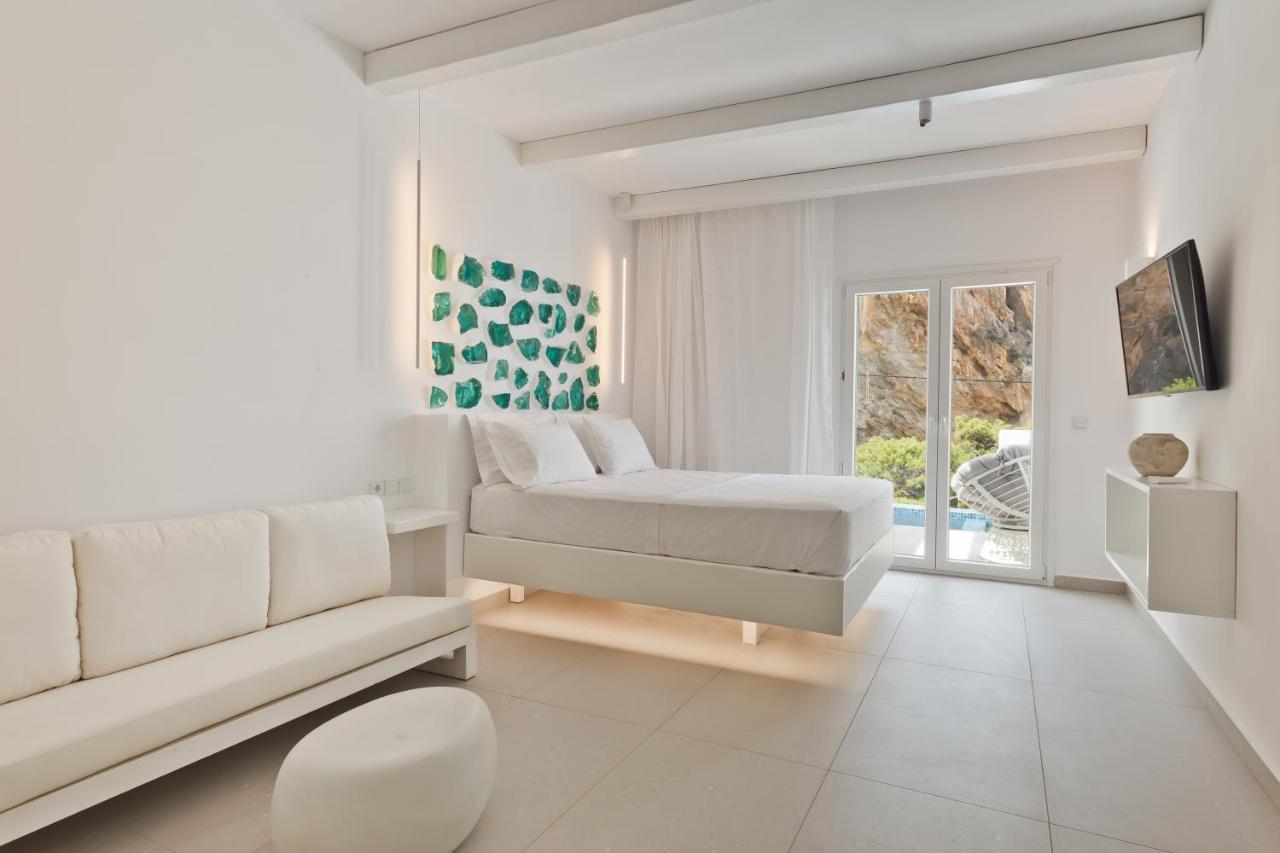 Enilion Luxury Suites Kyra Panagia Exterior foto