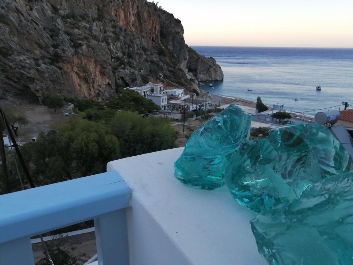 Enilion Luxury Suites Kyra Panagia Exterior foto
